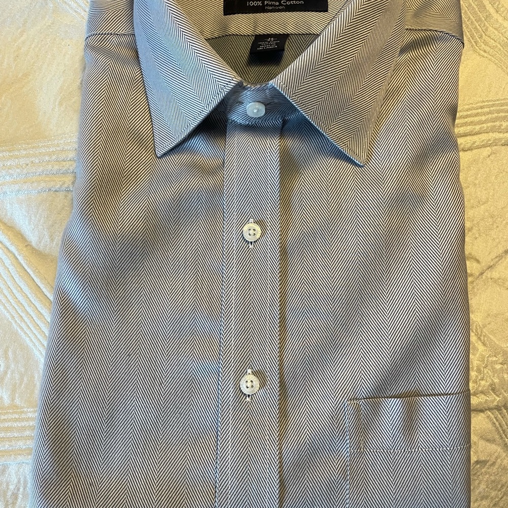 Hart Shaffner Marx Men’s dress shirt size 16/33